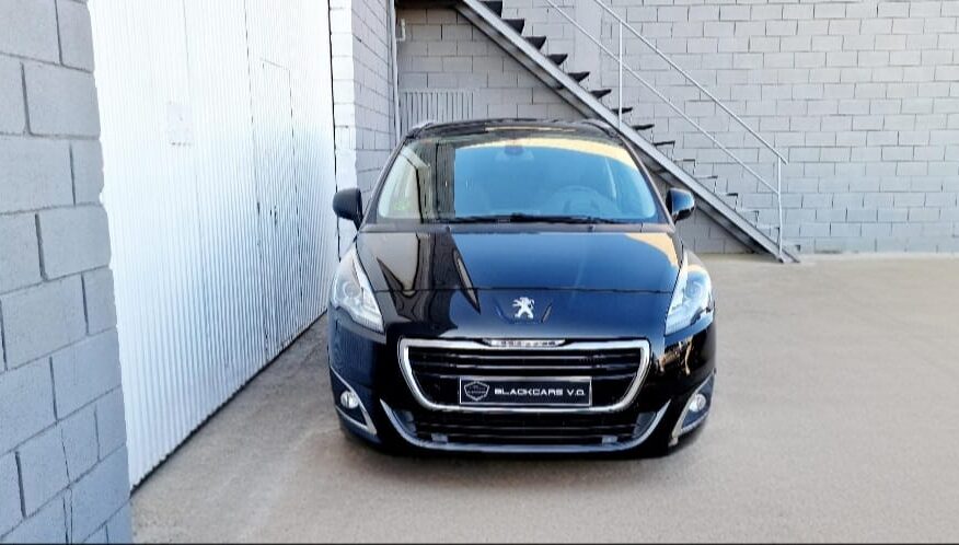 PEUGEOT 5008 2.0HDI PREMIUM