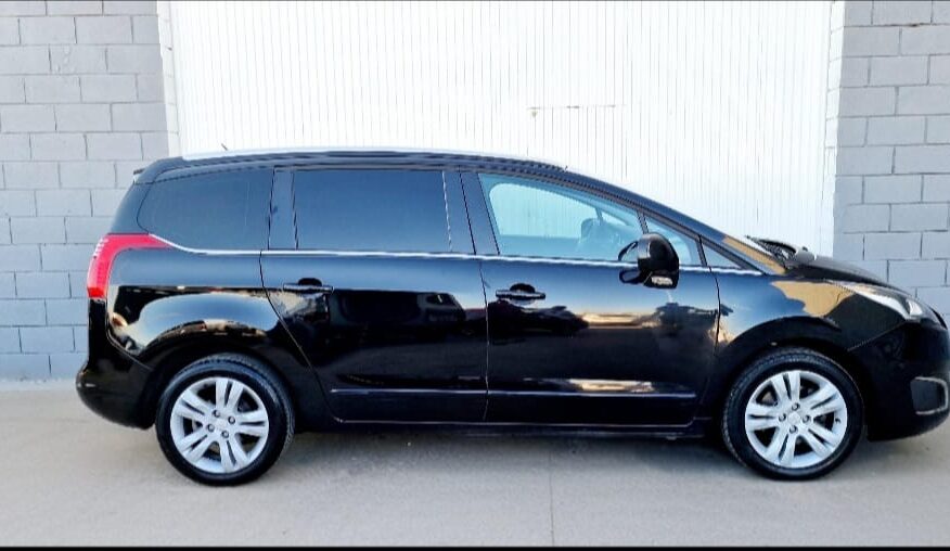 PEUGEOT 5008 2.0HDI PREMIUM