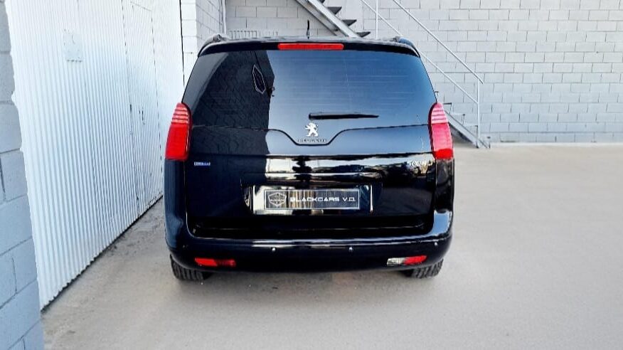 PEUGEOT 5008 2.0HDI PREMIUM