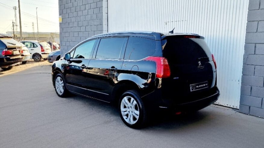 PEUGEOT 5008 2.0HDI PREMIUM